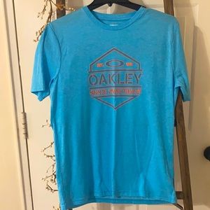Buckle Oakley T-shirt